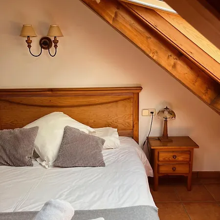 Penzion Casa Moline Rurales Aneto